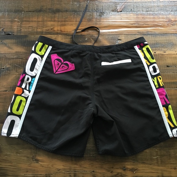 SOLD. Roxy boardshorts - Picture 7 of 8